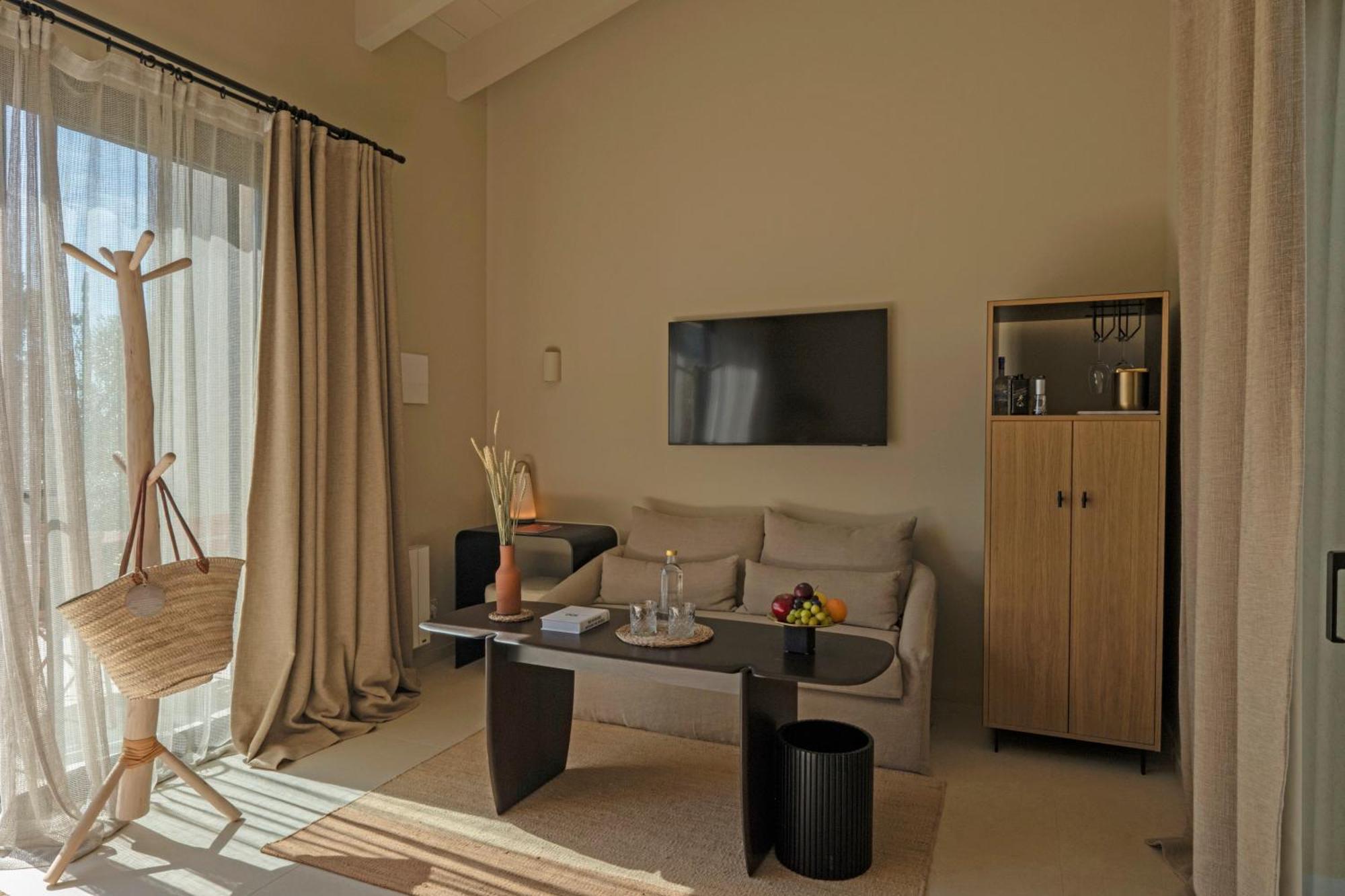 The Lodge Mallorca, Small Luxury Hotels Sa Pobla Exterior photo